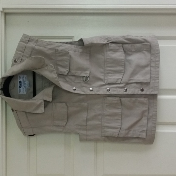 Tilley Multi Purpose Vest Size M - Picture 3 of 6